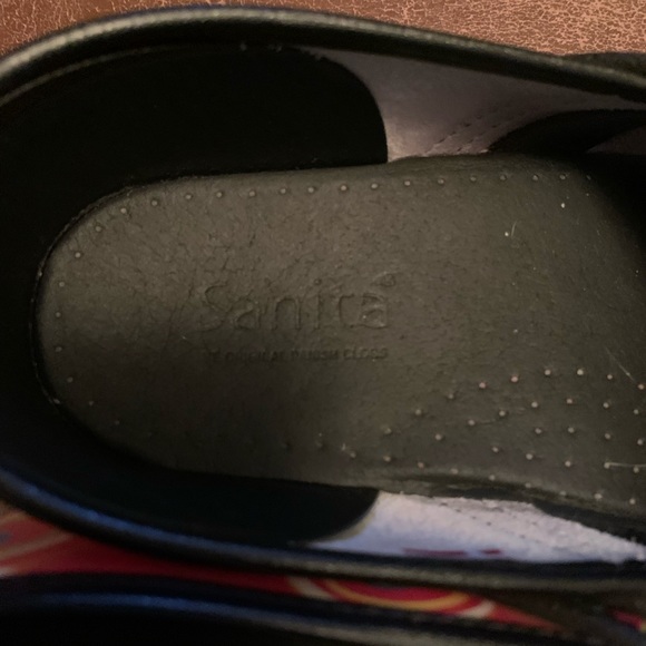 Sanita clogs ( European size 40) - Picture 4 of 5